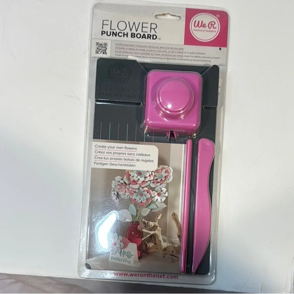We R Memory Keepers Flower Punch Board - Pink - Picture 5 of 5